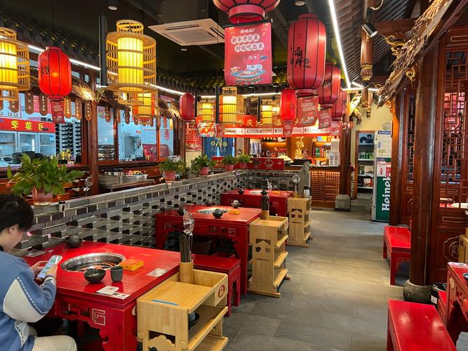 谭鸭血老火锅加盟费要多少