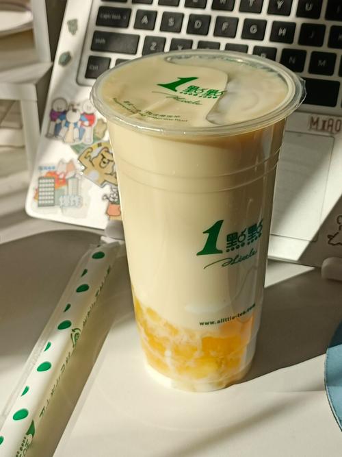 深圳1点点奶茶加盟费多少