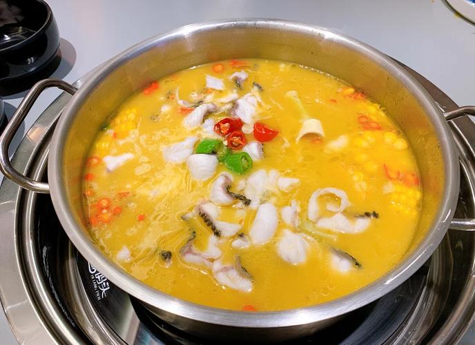 荷塘码头酸菜鱼火锅加盟