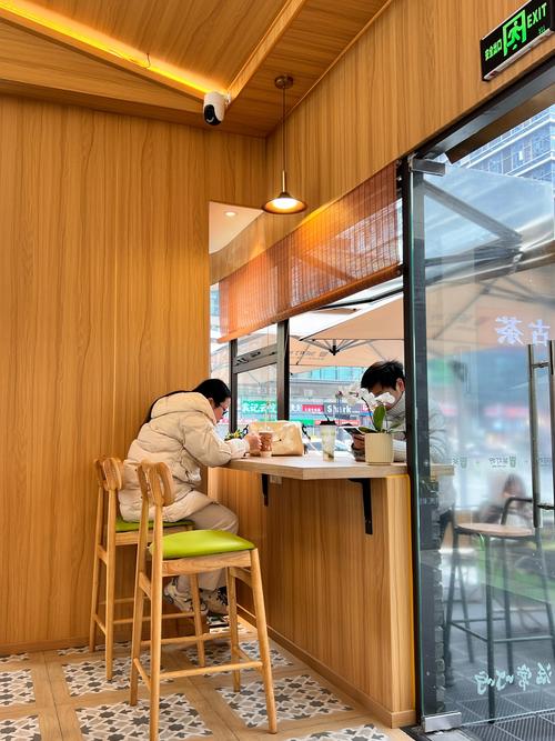 8090奶茶加盟可靠不